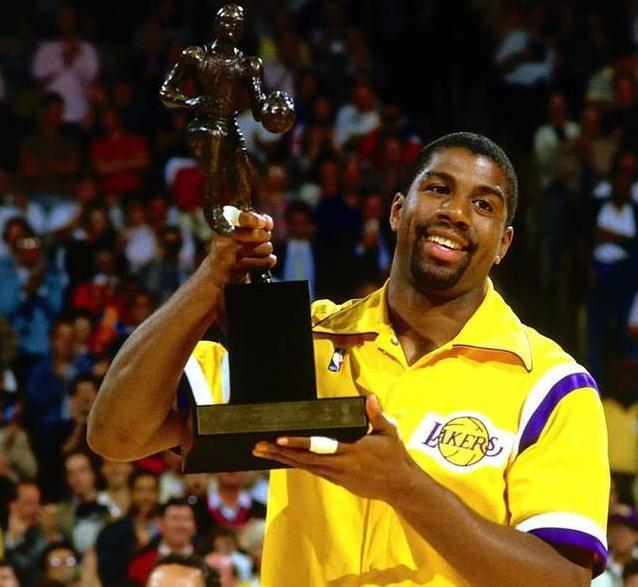 扮演了至关 扮演了至关