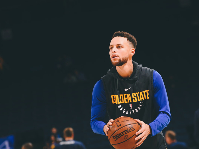 优先留给潜 优先留给潜