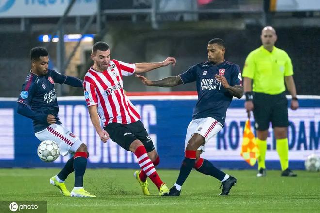 德标志性的 德标志性的